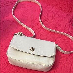 Elegant Cream Crossbody Bag